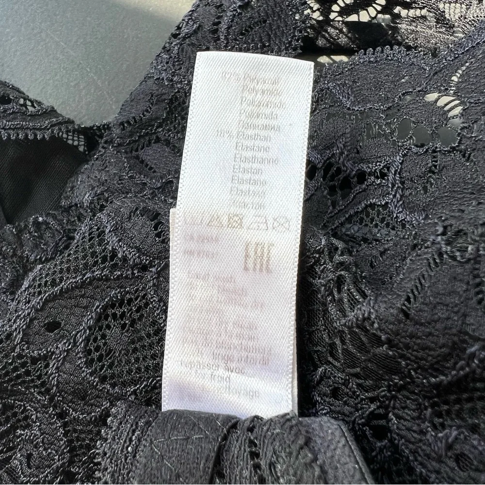 Hanro Moments Underwire Lace Bra Size 34C